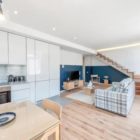 Mouzinho Da Silveira Unique Apartments, By Collection *