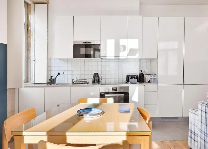 Mouzinho Da Silveira Unique Apartments, By Collection *